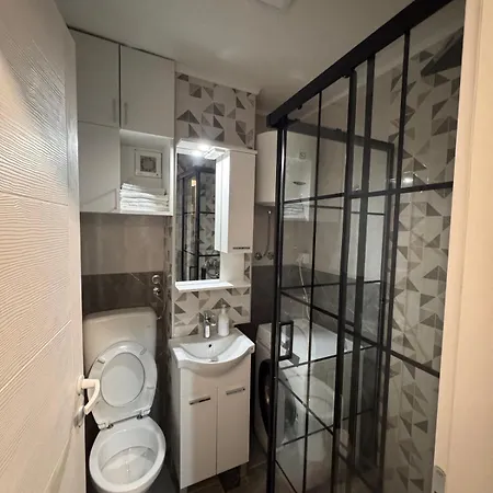 Apartment A&a